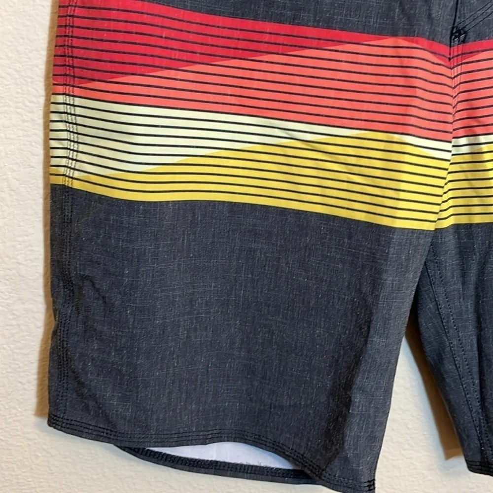 Quiksilver High Line Dry Flight Water Repellent Board Shorts